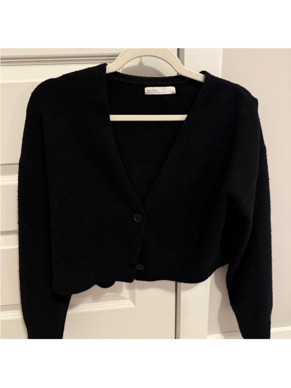 Oak + Fort Cropped Black V-Neck Cardigan Sweater - Women